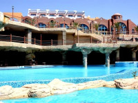 Faraana Heights Resort