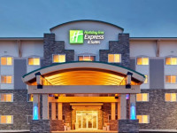 Holiday Inn Express & Suites Fairbanks