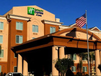 Holiday Inn Express Fresno River Park Highway 41