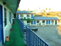 Tiffany Inn Corona 