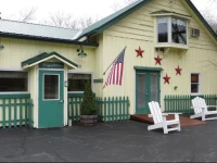 Green Valley Motor Lodge 