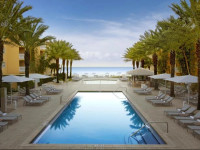 Edgewater Beach Hotel
