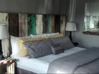Vintage Block Inn & Suites 