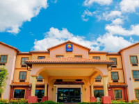 Comfort Inn & Suites Northeast - Gateway