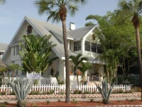 Beach Drive Inn Bed & Breakfast 