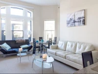 Heaven on Washington Fully Furnished Apartments 