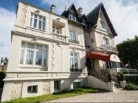 Villa 81 