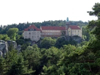 Zamok Hruba Skala 
