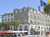 Logis Hotel Le Bourbon 