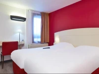 Kyriad Lyon Sud - Saint Genis Laval 