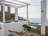 Manolia View