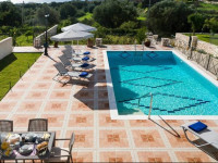 Sarlata Spacious Villa
