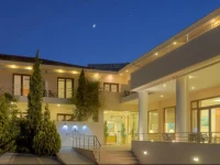 Kyniska Hotel 3*