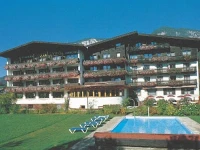 Raffls Tyrol  4*