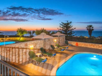 Stavromenos Villas