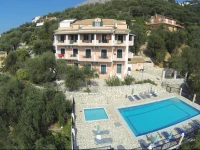 Villa Nestoras 