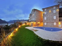 Per Astra 5*