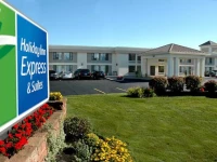 Holiday Inn Express Hotel and Suites Charlottetown 3*