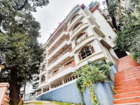 Hotel Kalra Regency