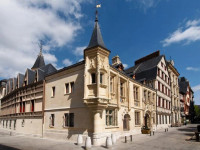 De Bourgtheroulde