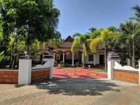 Sunny Days Homestay Alleppey 
