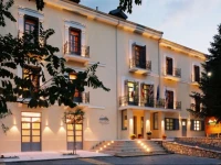 Helmos 4*