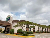 Holiday Inn Express San Jose Airport 3*