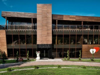 Mona hotel Lobnya