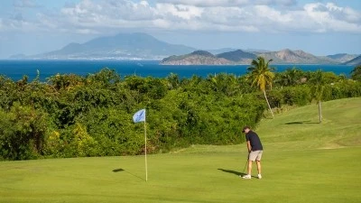 Four Seasons Resort Nevis предлагает карибскую праздничную программу