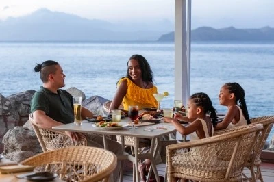 Four Seasons Resort Nevis предлагает карибскую праздничную программу
