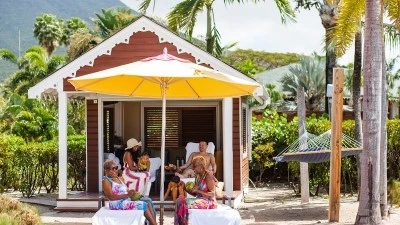 Four Seasons Resort Nevis предлагает карибскую праздничную программу