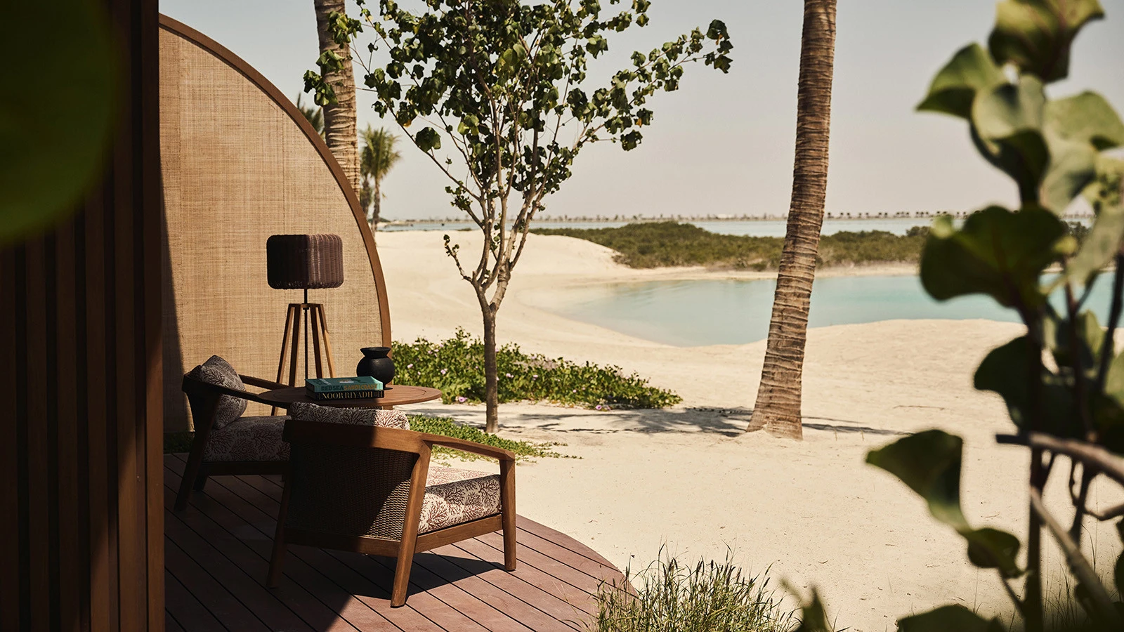 ОТКРЫТИЕ: Познакомьтесь с регенеративным роскошным отдыхом в Four Seasons Resort and Residences Red Sea на острове Шура