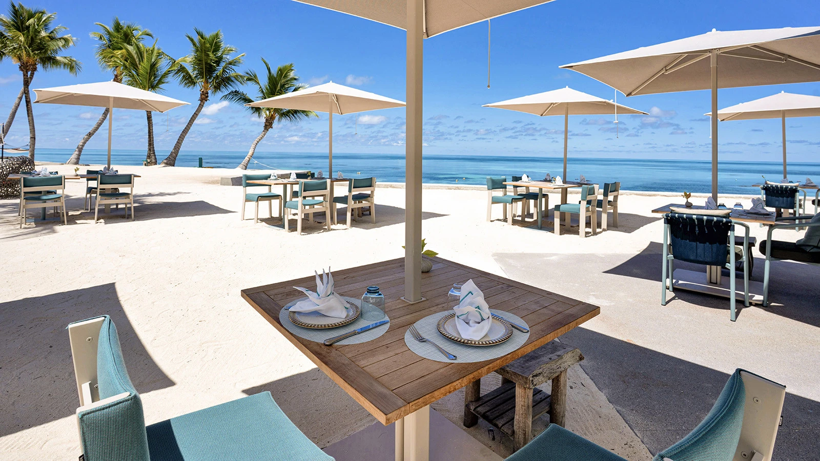 La Riva: вкусы Итальянской Ривьеры с утра до вечера в Four Seasons Resort Seychelles at Desroches Island