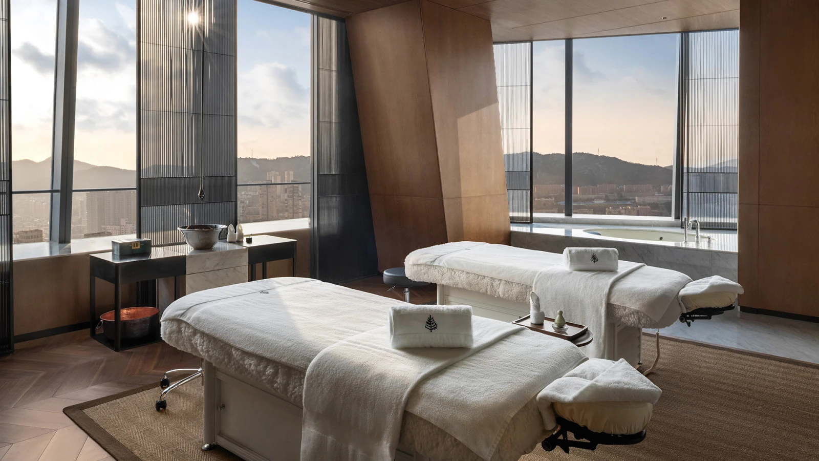 Отель Four Seasons Dalian представляет летний пакет «Спа-номер»