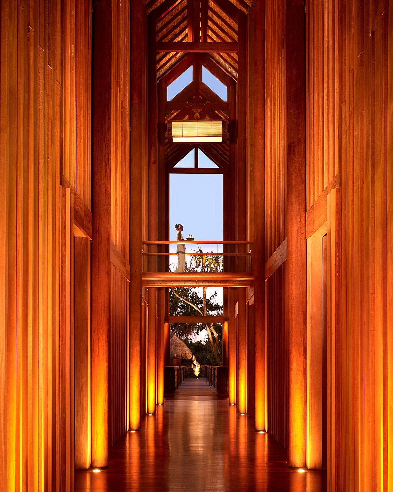Four Seasons Resort Bora Bora расширяет спа-предложения, внедряя миобластинговые процедуры для лица myBlend