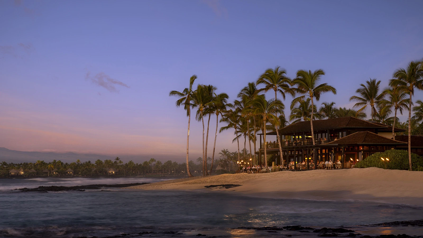 Four Seasons Resort Hualalai отмечает три десятилетия истории на Большом острове Гавайев