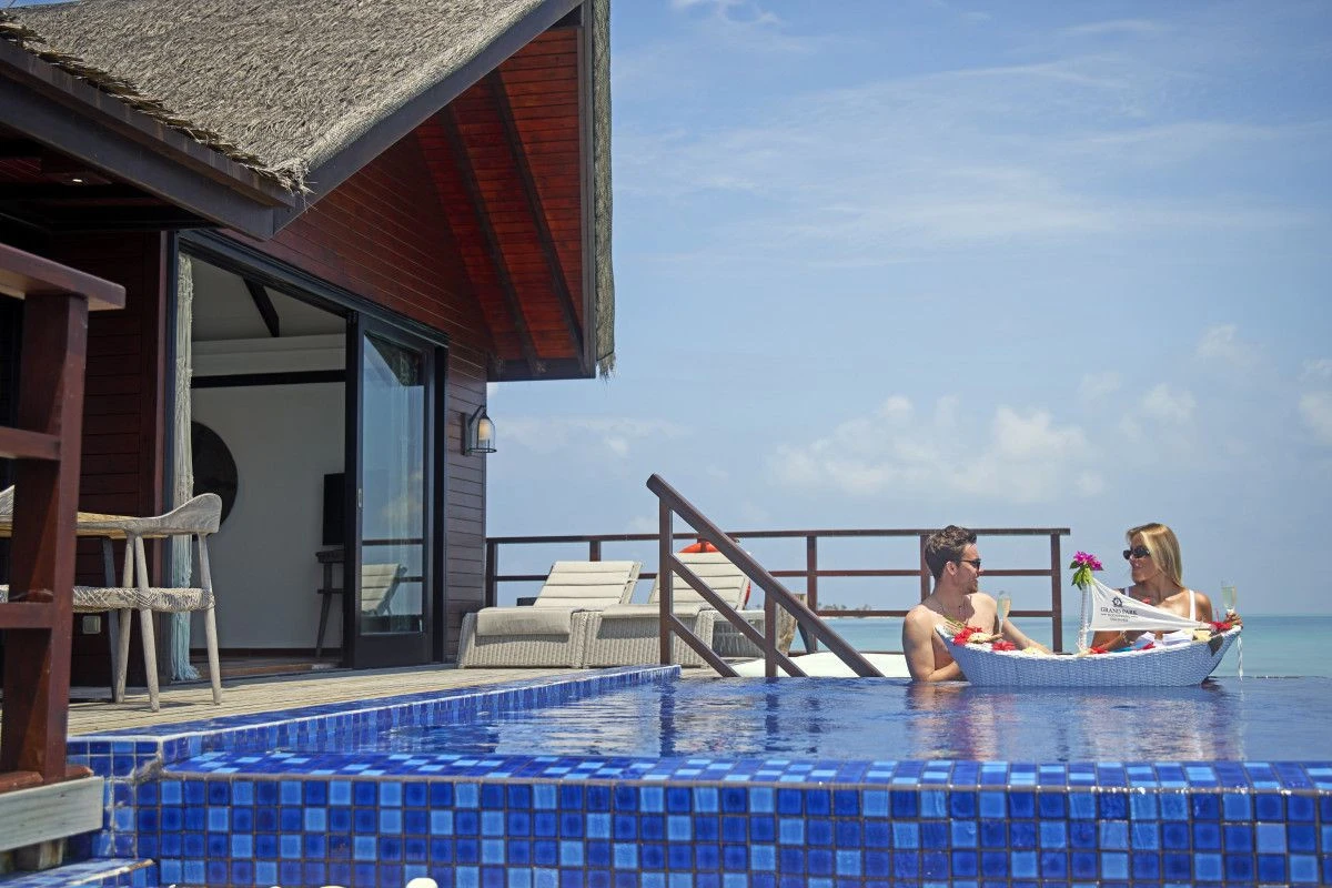 Grand Park Kodhipparu Maldives запускает программу «Life in Residence» для семей, друзей и совместного отдыха на острове