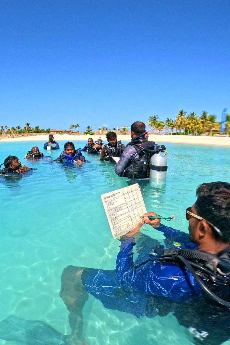 Centara Mirage Lagoon Maldives укрепляет статус эксклюзивного центра подготовки инструкторов PADI в сети Best Dives Maldives