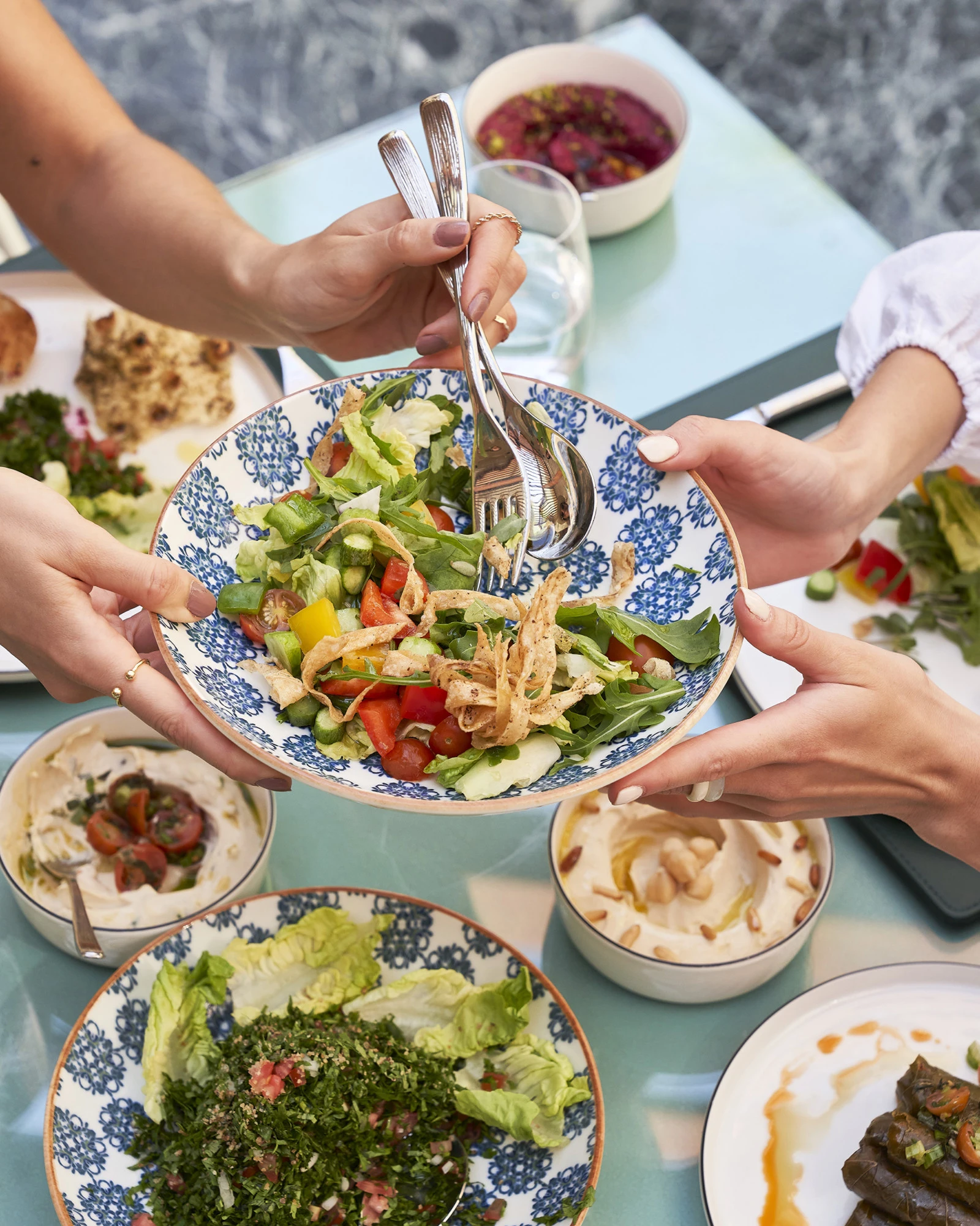 BLU Seafood Kitchen & Bar приглашает на «Ночи Библоса»: вкусы Ливана в Four Seasons Hotel Tunis