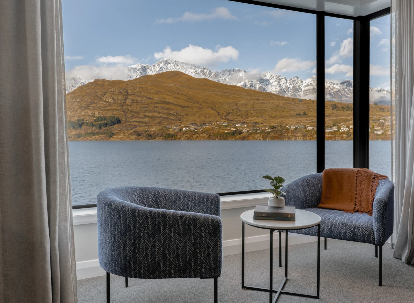 Minor Hotels представляет Avani Queenstown — курорт на берегу озера в столице приключений Новой Зеландии