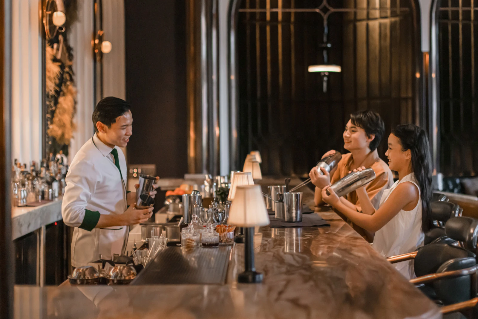 Отель Four Seasons Bangkok at Chao Phraya River представляет новую коллекцию впечатлений для подростков «Bangkok Unlocked»