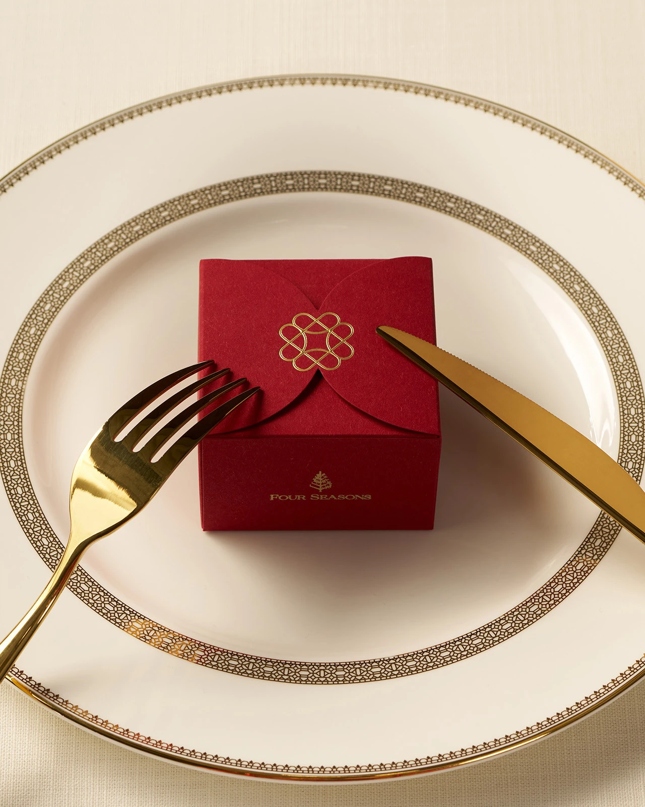 Отель Four Seasons Dalian представляет подарочные наборы лунных пряников к празднику Середины осени 2026 года