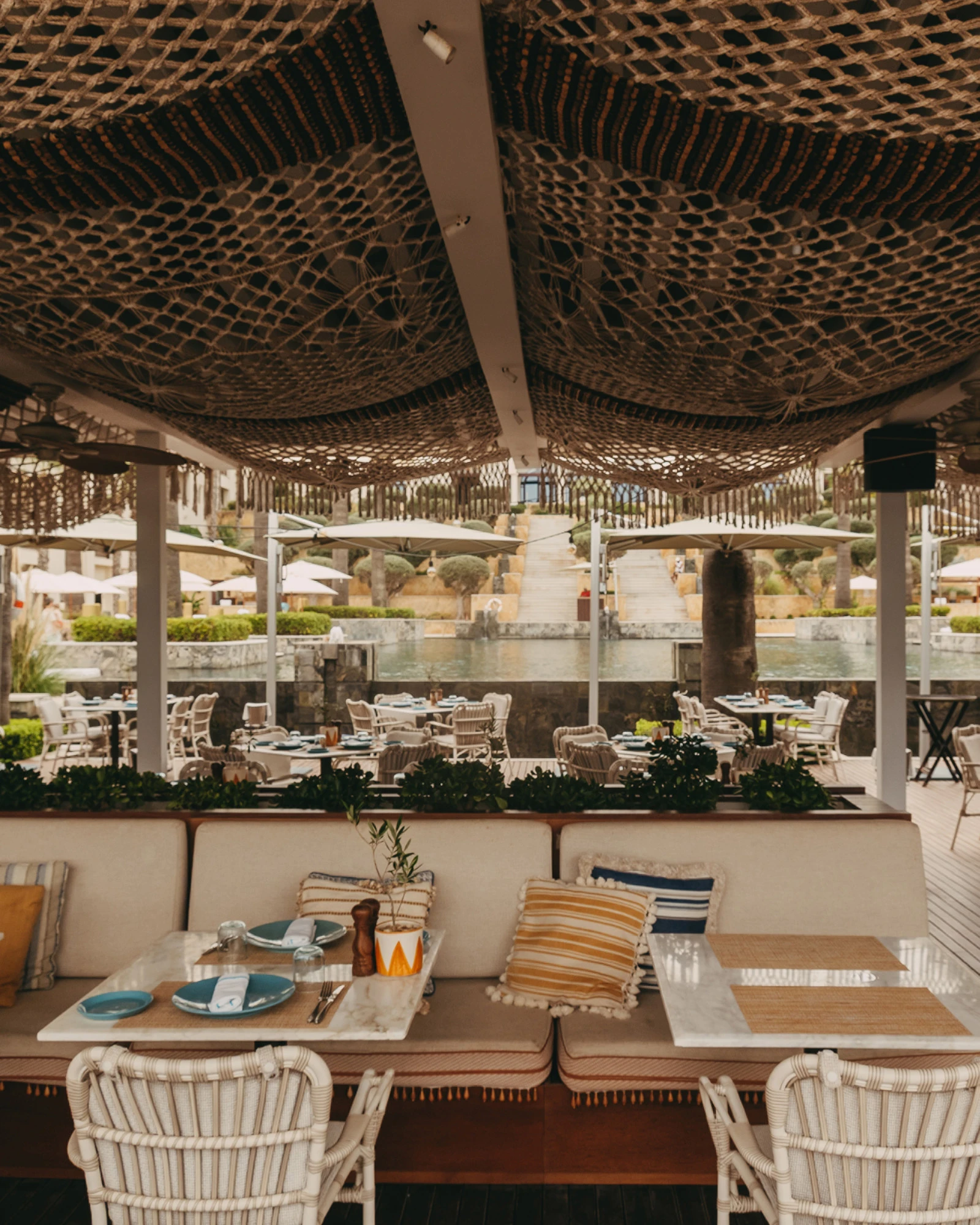 Афинский колорит в Four Seasons Hotel Tunis: Греческая неделя в ресторане BLU Seafood Kitchen & Bar