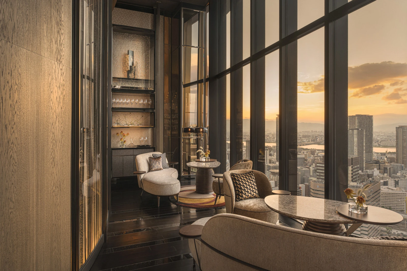 Бар Bota в отеле Four Seasons Osaka представляет новую коктейльную коллекцию из 12 фирменных напитков, вдохновлённых японскими кулинарными традициям