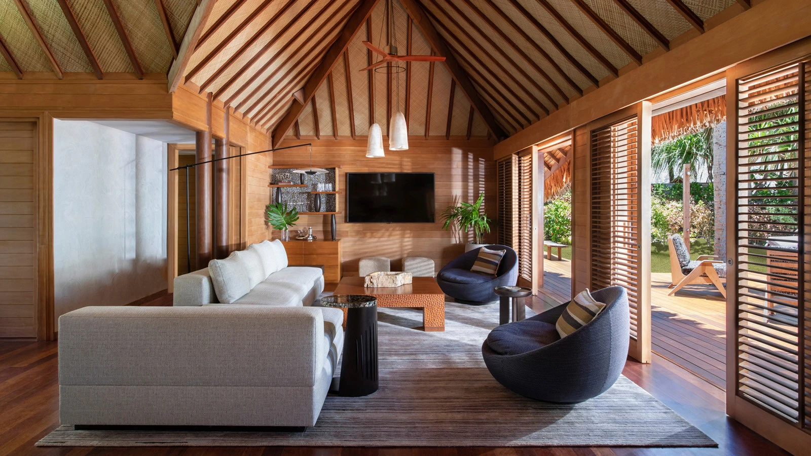Адриен Харель назначен генеральным менеджером Four Seasons Resort Bora Bora