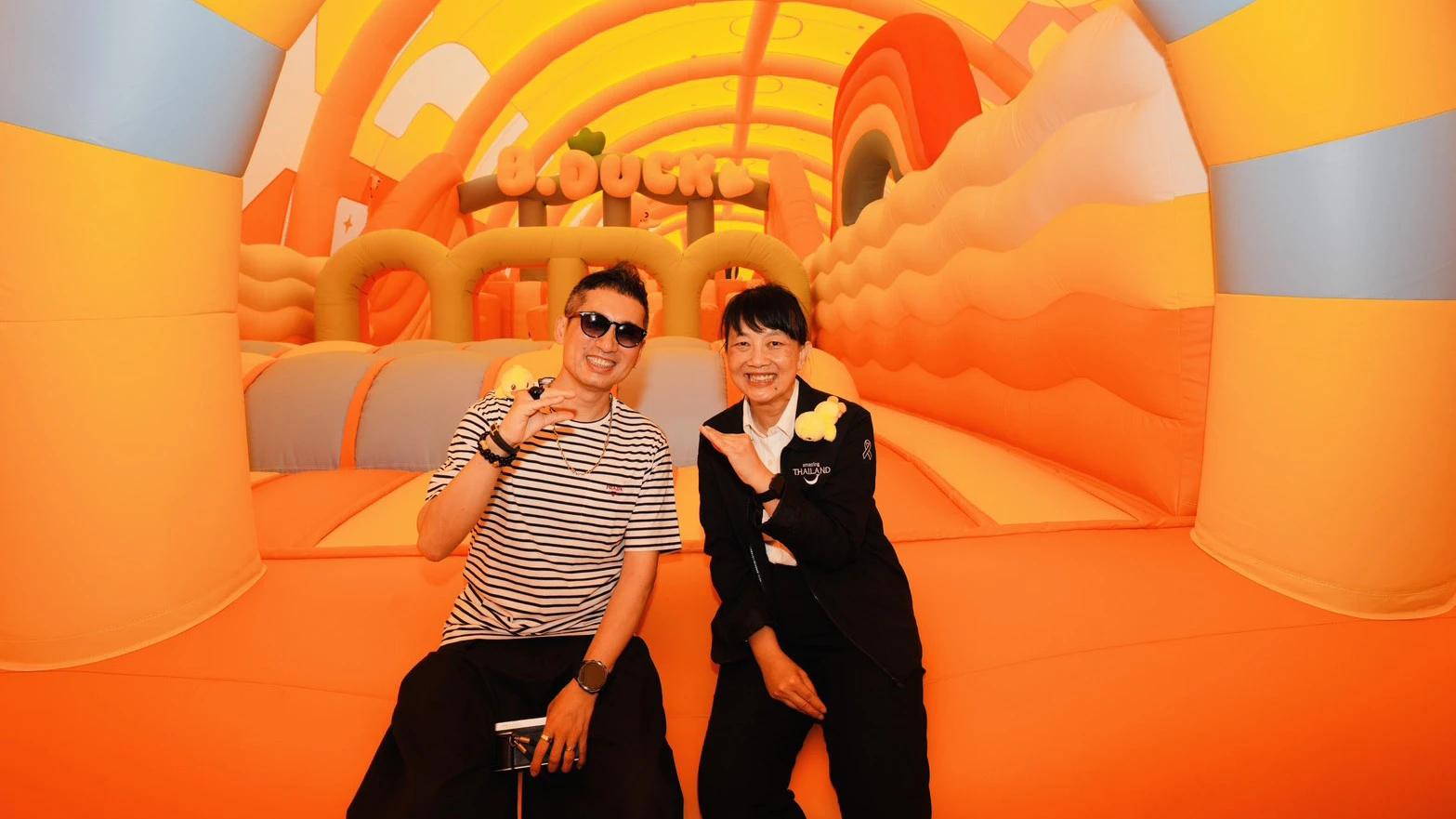 TAT поддерживает фестиваль B.Duck Playful 20th Glow In The Duck в Бангкоке