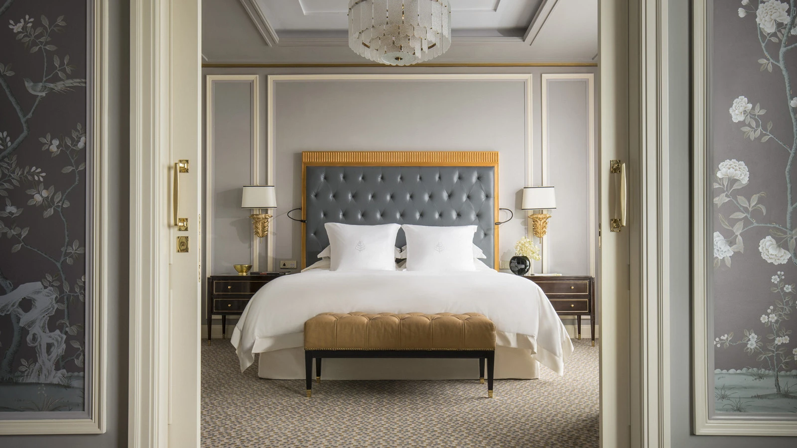 Four Seasons Hotel Jakarta отмечает десятилетие безупречного гостеприимства