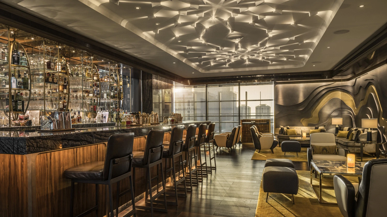 Заново откройте для себя город в Four Seasons Hotel Dubai International Financial Centre