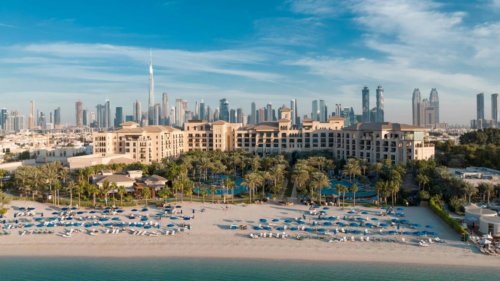 Заново откройте для себя город в Four Seasons Hotel Dubai International Financial Centre