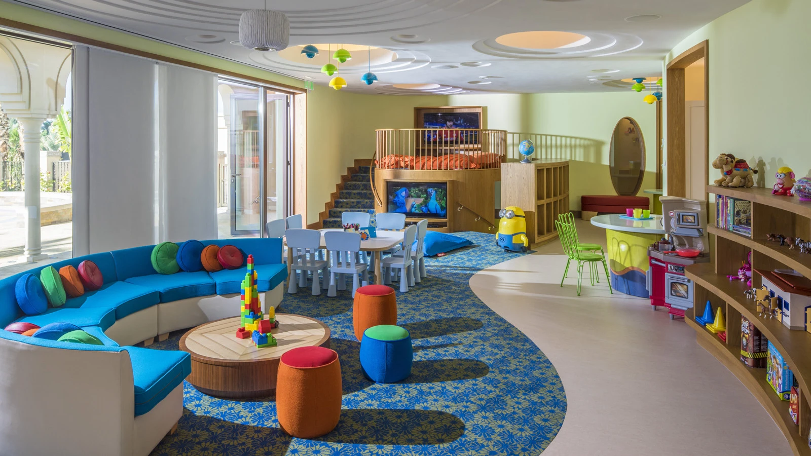 Насладитесь прощальными летними днями в Four Seasons Resort Dubai at Jumeirah Beach